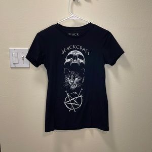 Black craft cult tee. Cat. Skull. Pentagram.